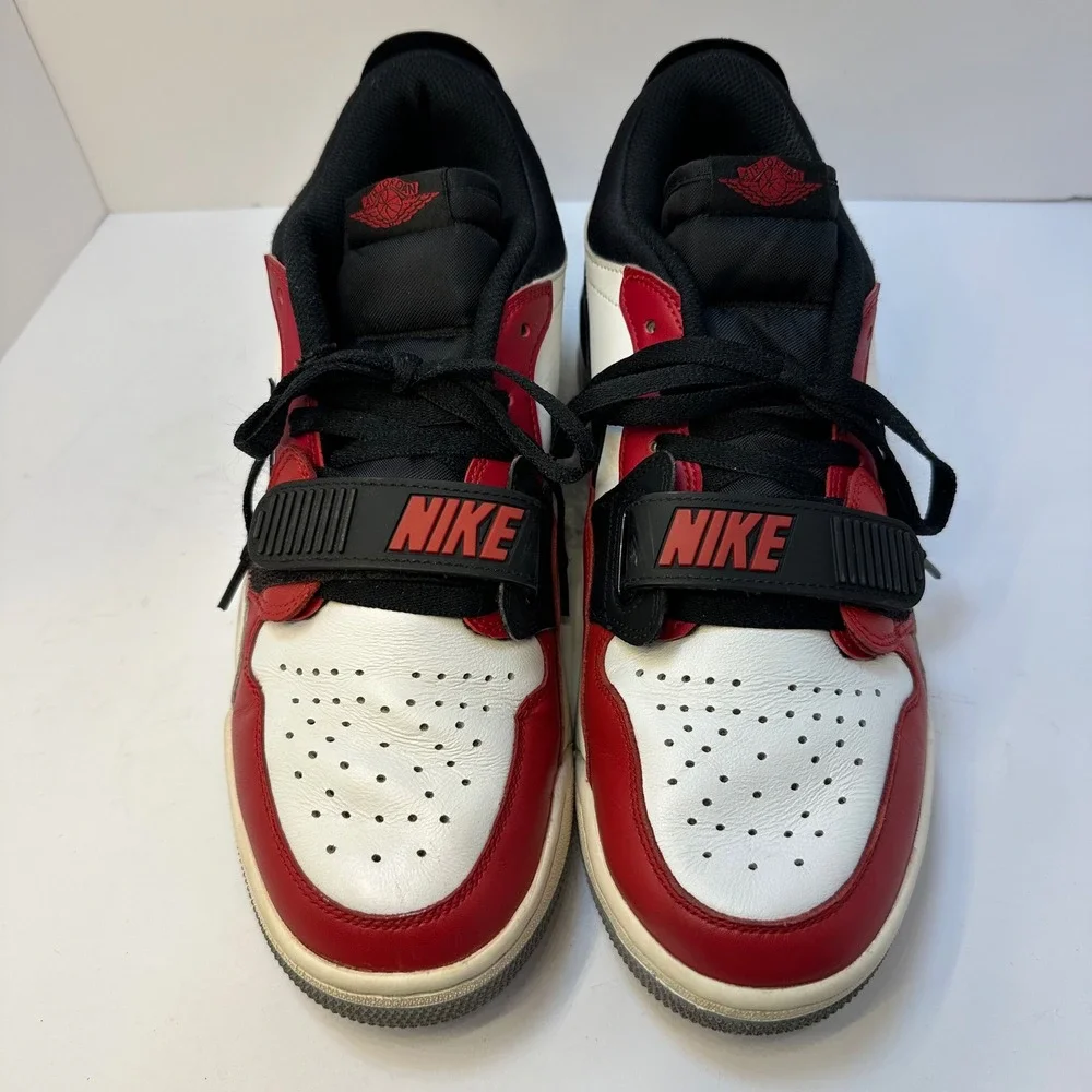 Jordan Legacy 312 Low Chicago Red White Black CD7069-106 Mens 9.5 Sneaker‎